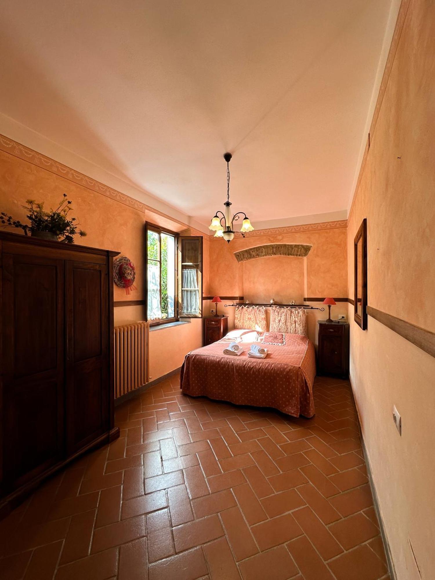 Agriturismo Fattoria Sant'Appiano バルベリーノ・ヴァル・デルサ エクステリア 写真