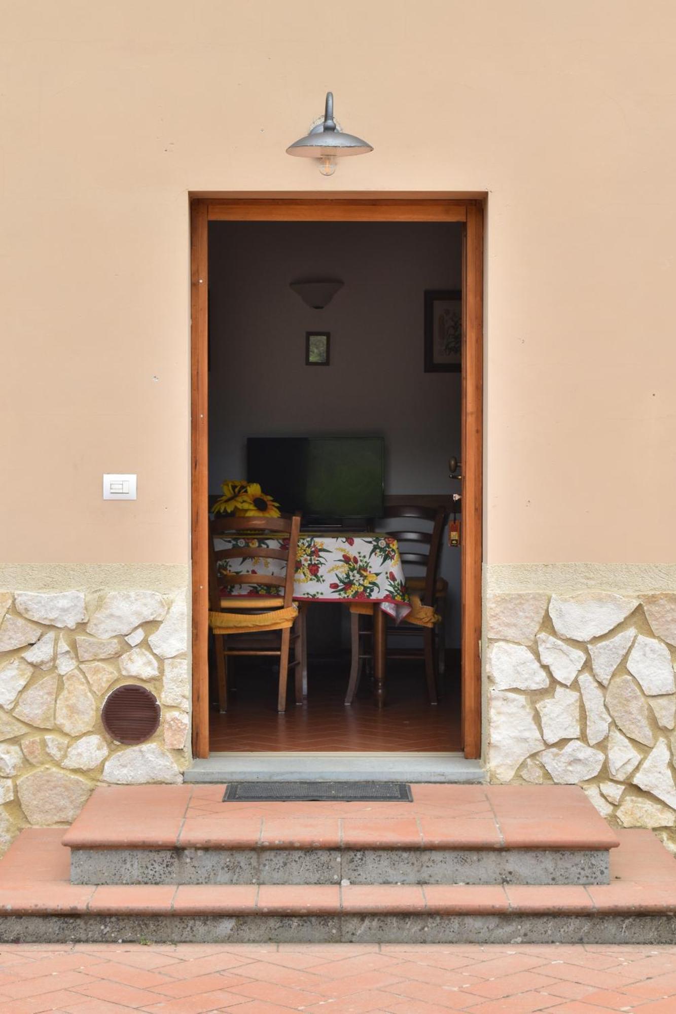 Agriturismo Fattoria Sant'Appiano バルベリーノ・ヴァル・デルサ エクステリア 写真