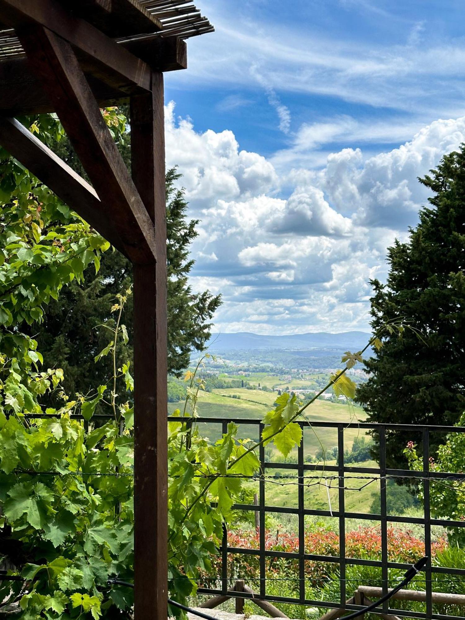 Agriturismo Fattoria Sant'Appiano バルベリーノ・ヴァル・デルサ エクステリア 写真