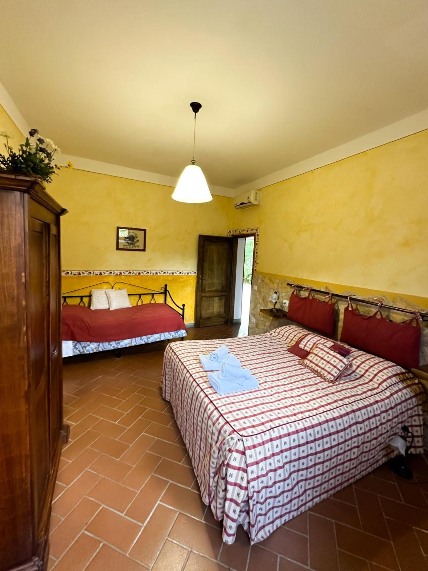 Agriturismo Fattoria Sant'Appiano バルベリーノ・ヴァル・デルサ エクステリア 写真